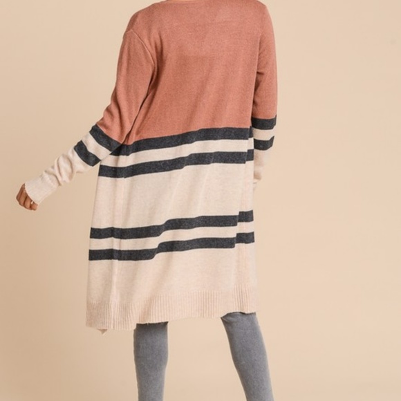 Rustic Cardi - Picture 3 of 4